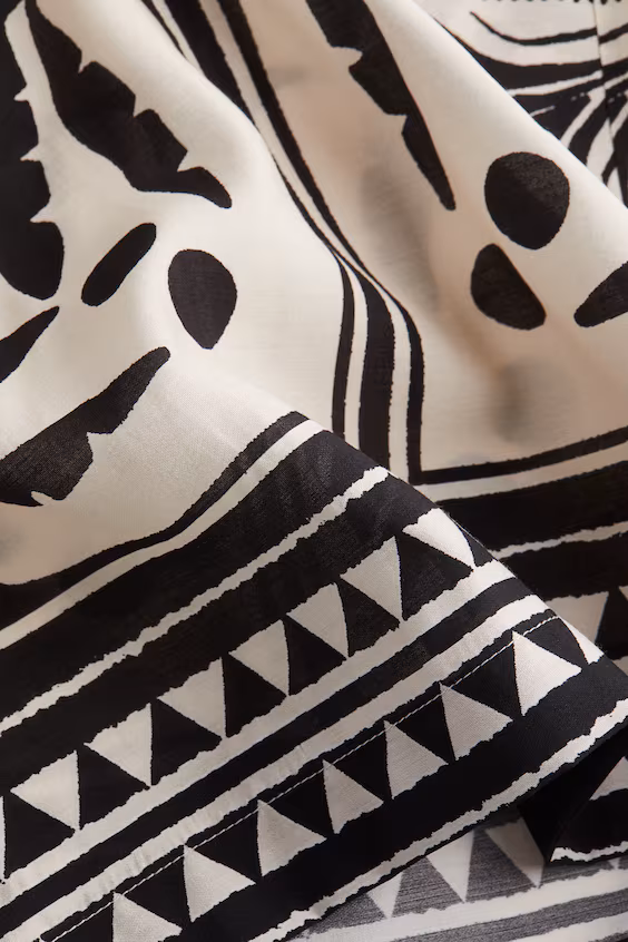 Ширкие брюки с завязкой