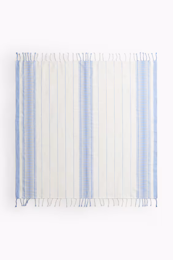Пляжное полотенце из жаккардовой ткани