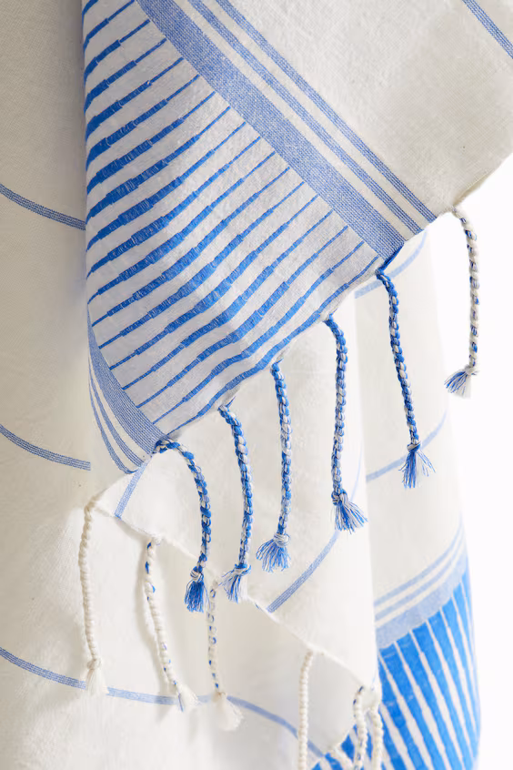 Пляжное полотенце из жаккардовой ткани