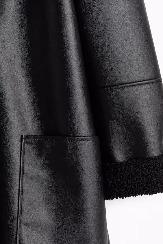 Пальто с меховой подкладкой