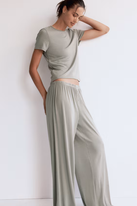 Пижама из мягкого джерси с точечным узором