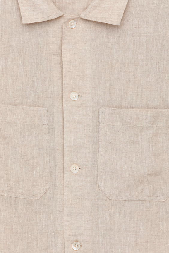 Рубашка из льна в свободном стиле