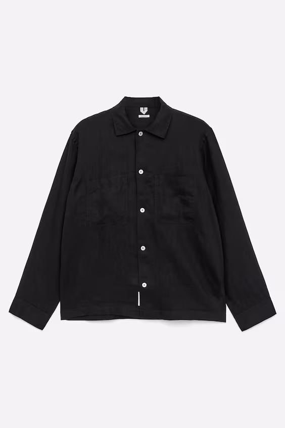 Рубашка из льна в свободном стиле