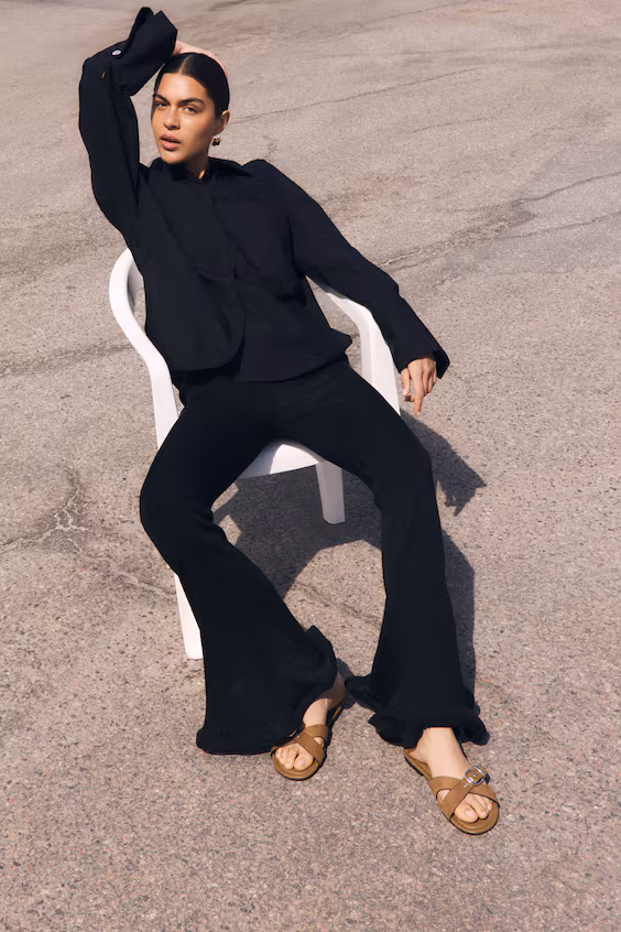 Сандалии на перекрестных ремешках