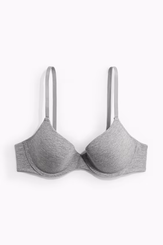 Слегка подушечный бюстгальтер из джерси с каркасами