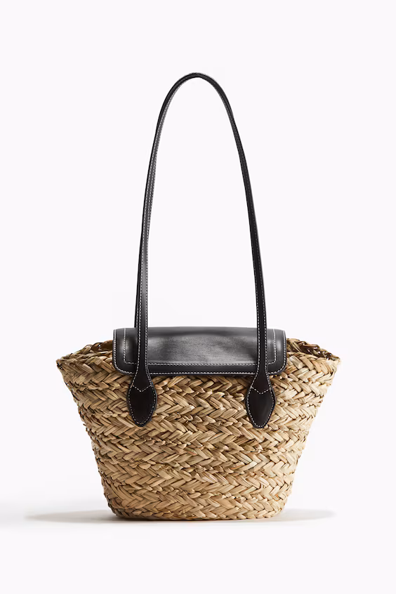 Сумка через плечо из соломки