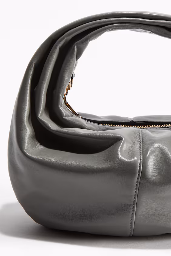 Сумка через плечо с округлыми краями