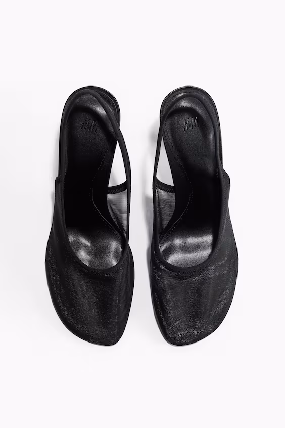 Туфли классические без каблука из сетки