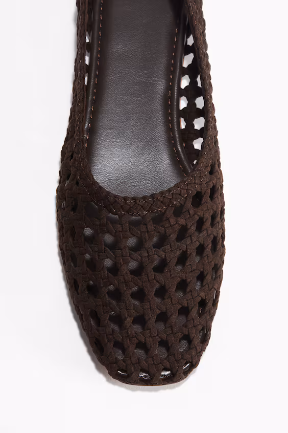 Туфли-балетки с оплеткой
