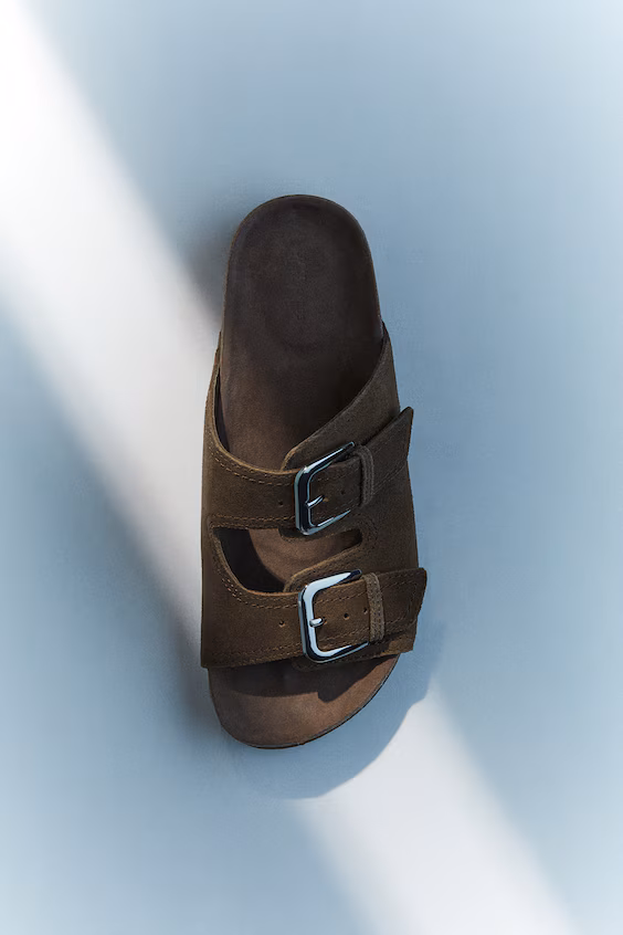 Сандалии из замши