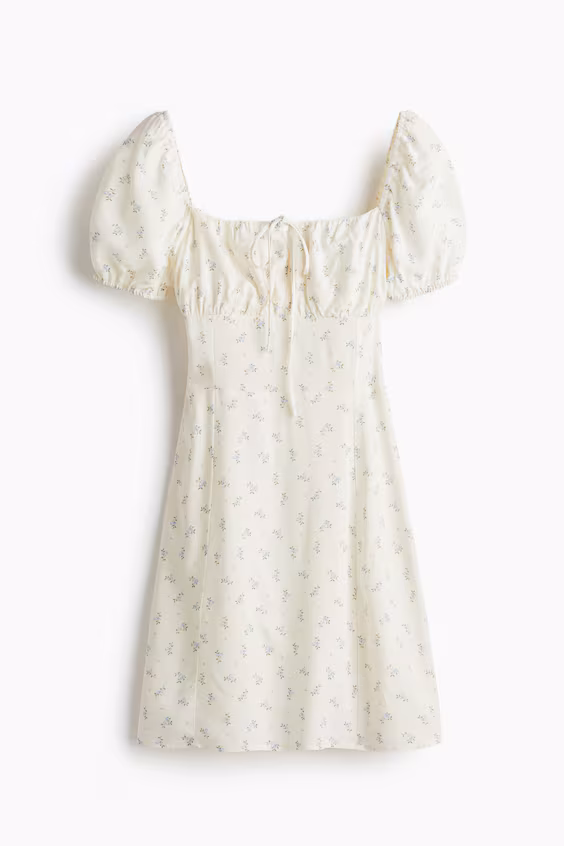 Платье с объемными рукавами