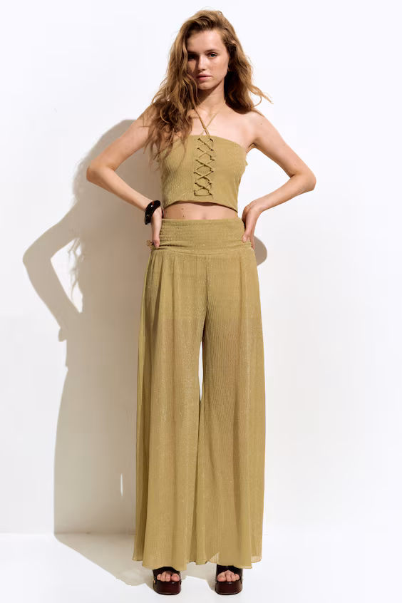 Сияющий топ с перекрещивающимися завязками на шее