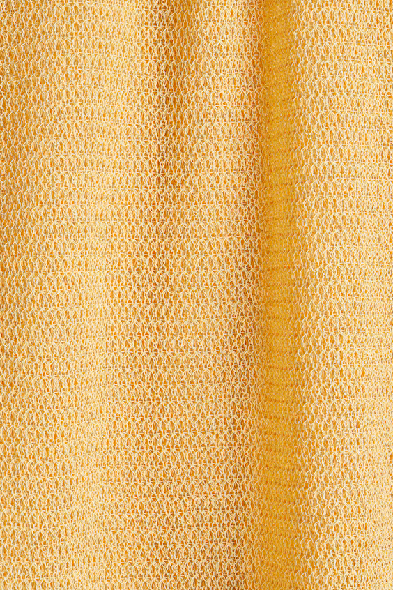 Пляжное платье из мягкого вязаного полотна