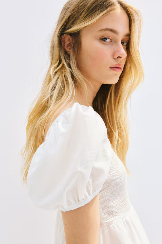 Воздушное хлопковое платье с объемными рукавами