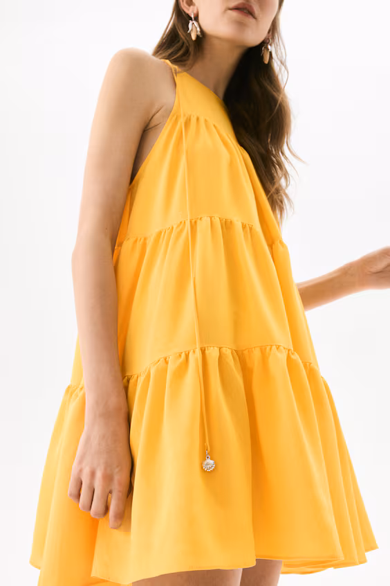 Платье прямого кроя с драпировками