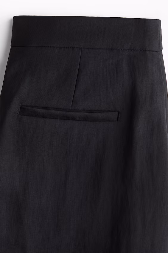 Широкие классические брюки