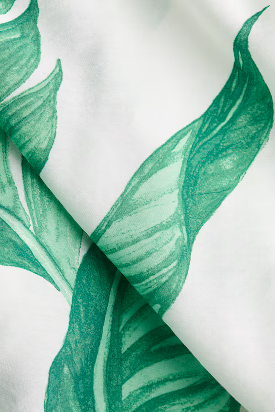 Платье с лямками