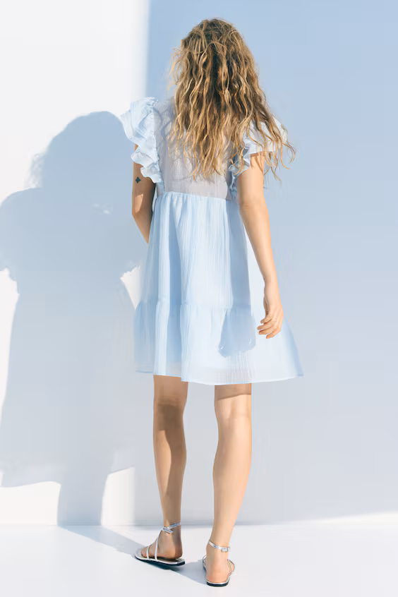 Платье с оборками