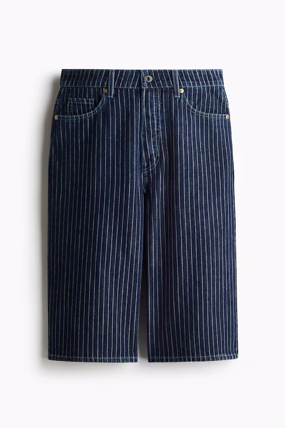 Джинсовые шорты до колена