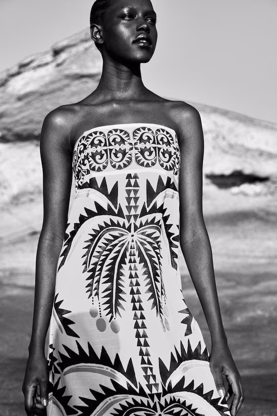 Платье на бретелях до середины икры