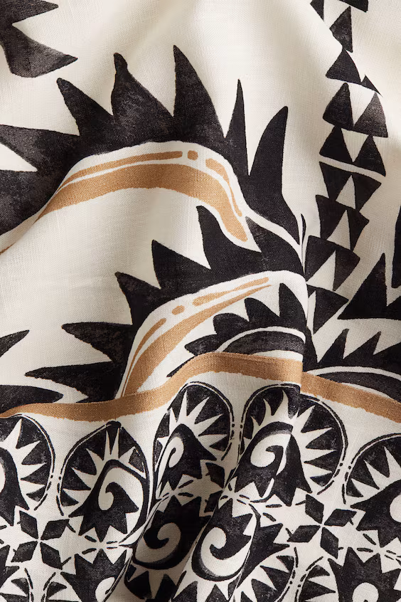 Платье на бретелях до середины икры