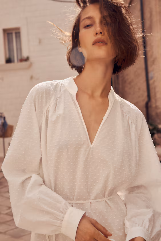 Платье с подетальной сеткой