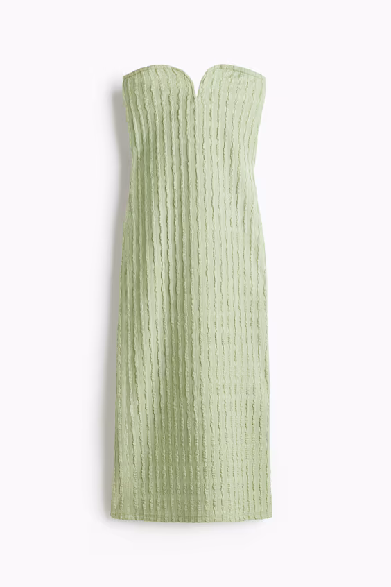 Платье на тонких бретелях из ткани с текстурой