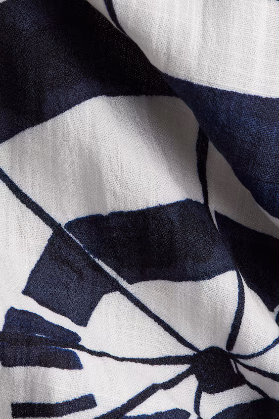 Длинное платье на бретелях