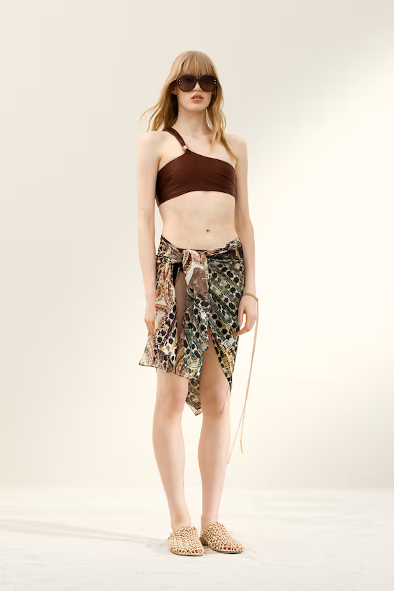 Топ бикини с обнаженным плечом