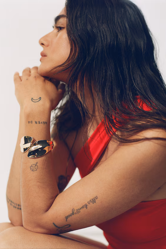 Купальник с подушечкой на одном плече