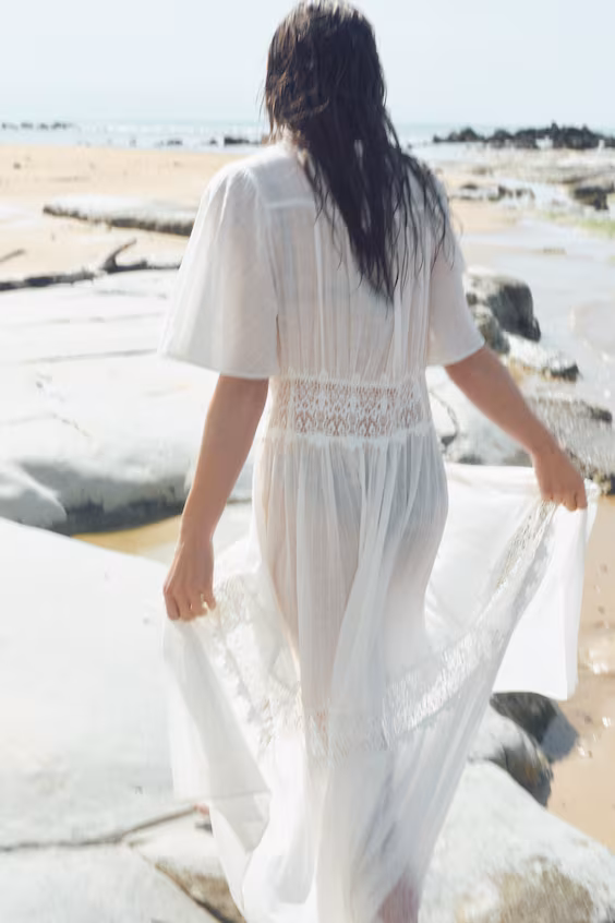 Платье из хлопка с кружевными вставками