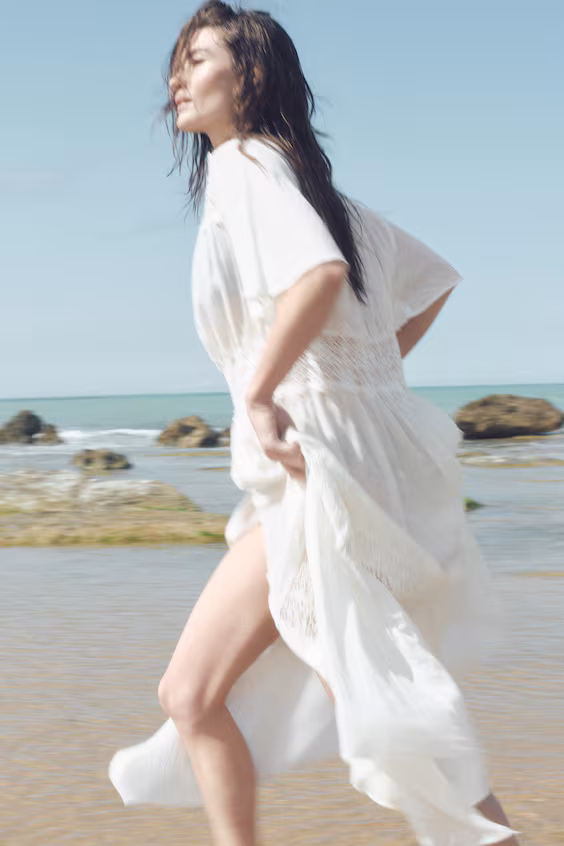 Платье из хлопка с кружевными вставками