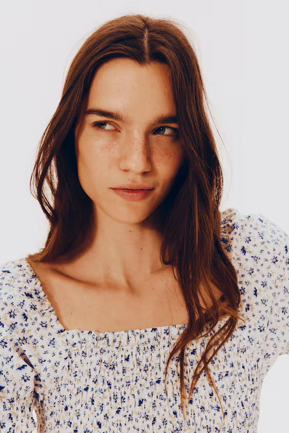 Платье из поплина сі заниженной талией