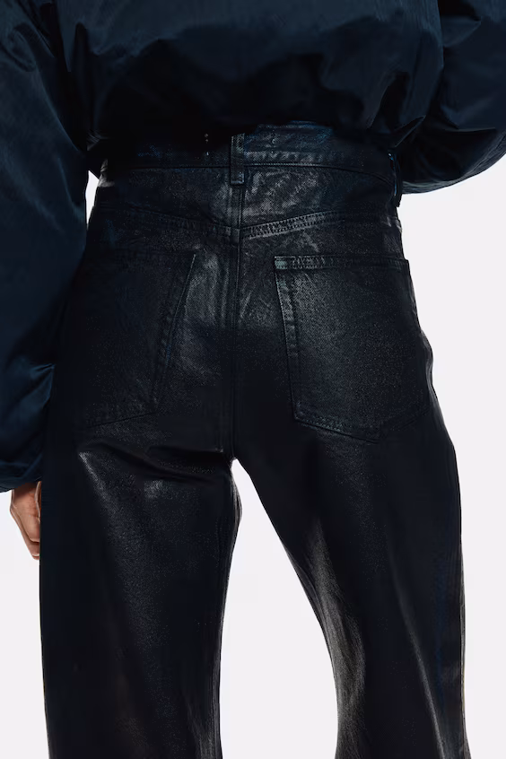 Джинсы в покрытии из ганги