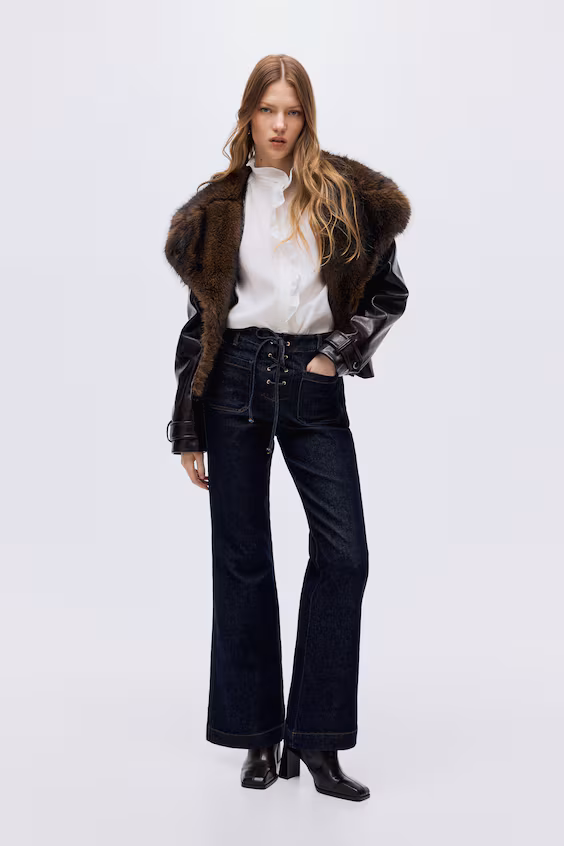 Джинсы с широкими штанинами