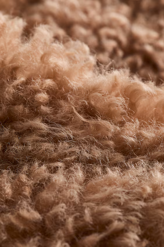 Capa подушка из меха