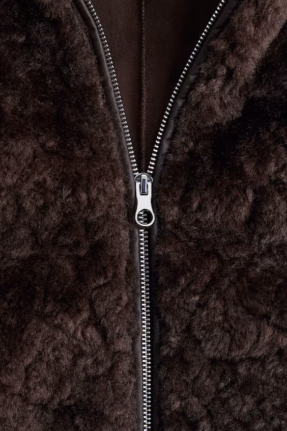 Пушистый пальто с капюшоном из меха искусственного меха