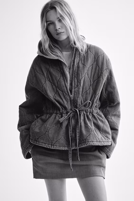 Пуховик из джинсовой ткани