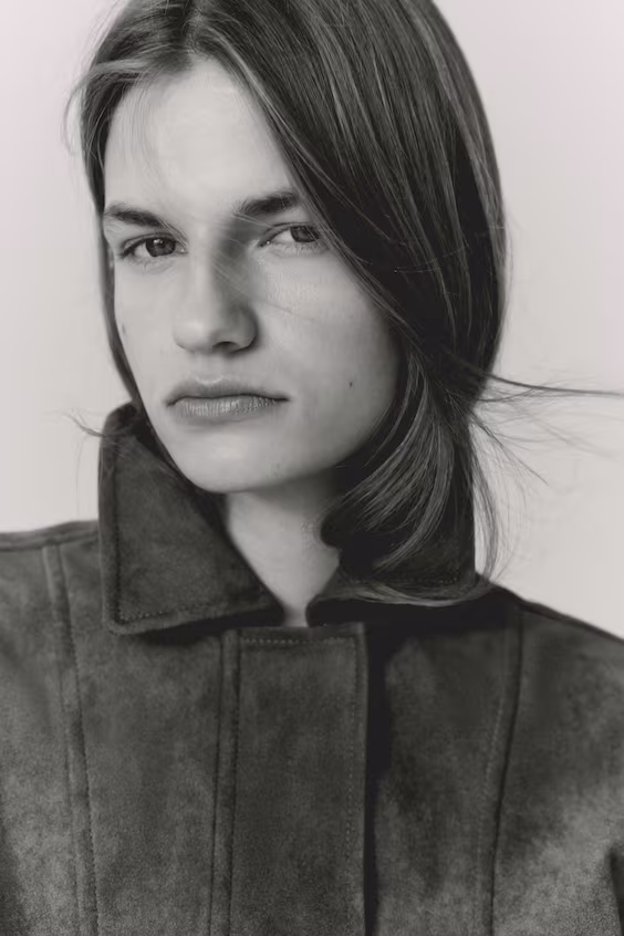 Короткое пальто