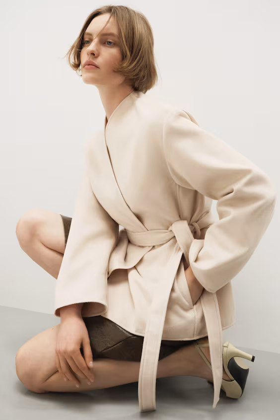 Полупальто с поясом для завязывания