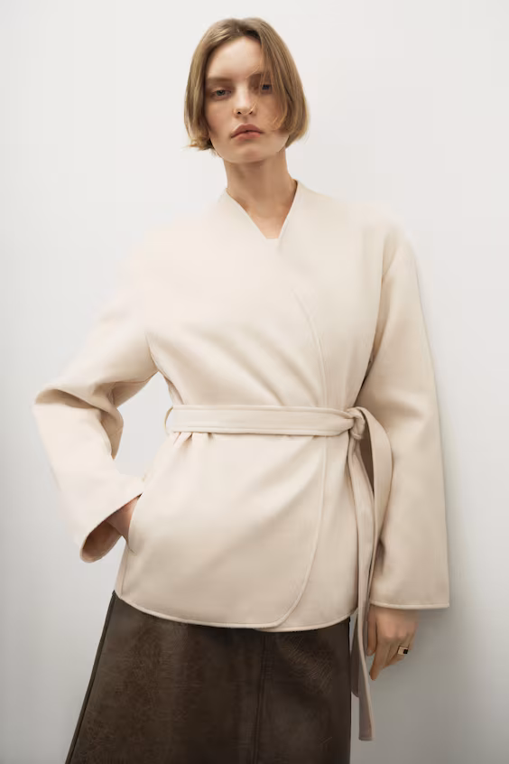 Полупальто с поясом для завязывания