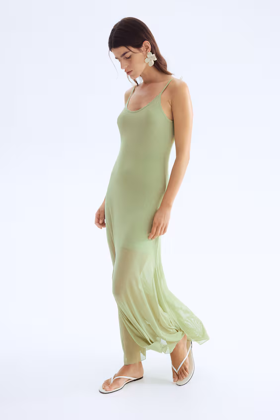 Платье с тонкими лямками из сетки