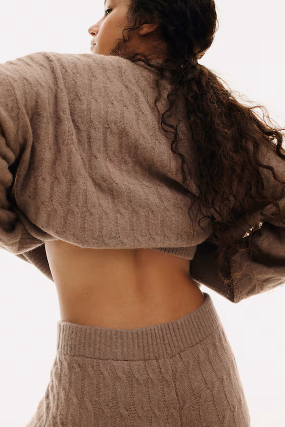 Свитер из ткани с торчками