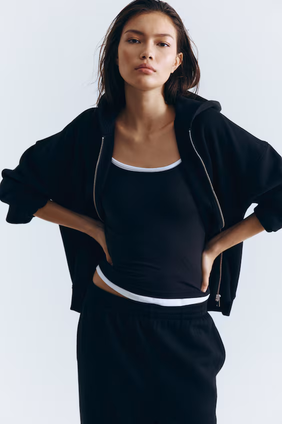 Плащ с капюшоном и молнией