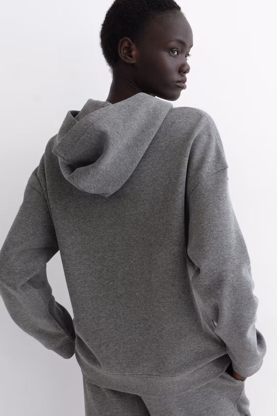 Пальто с капюшоном и молнией