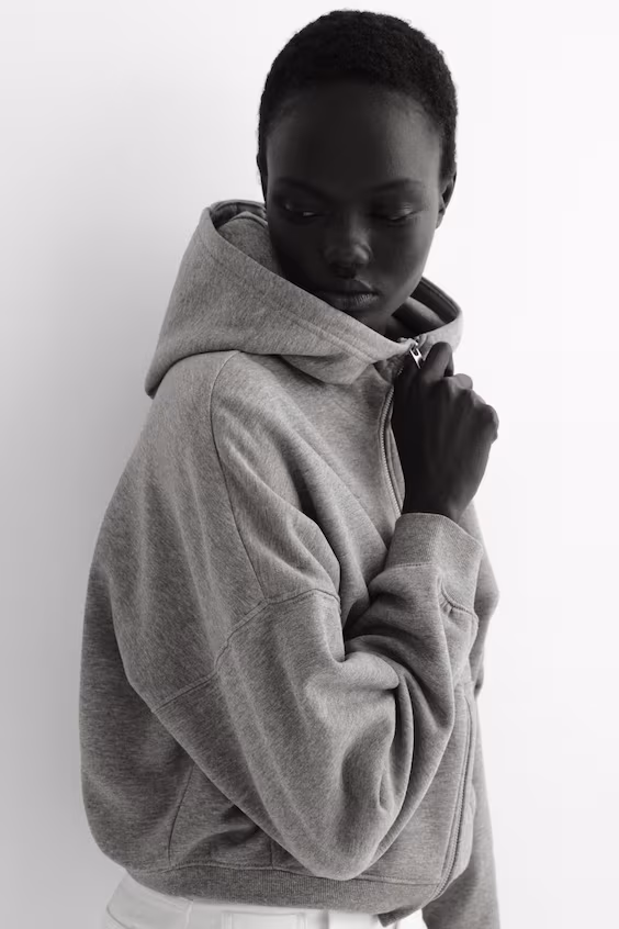 Пальто с капюшоном и молнией