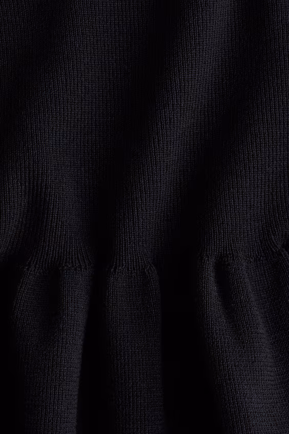 Свитер-баска из трикотажа