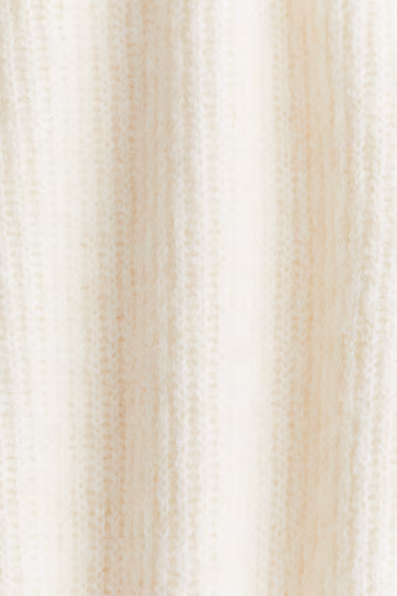 Баска-свитер в рубчик из мягкой вязаной ткани