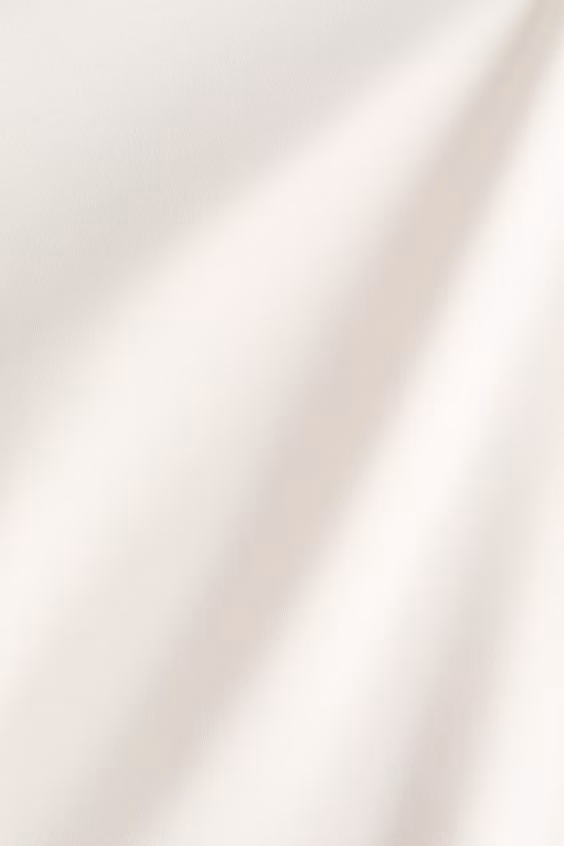 Свитер с асимметричным кроем