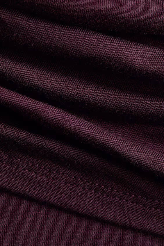 Свитер асимметричного кроя с эффектом драпировки